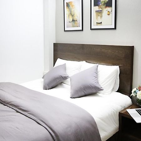 V House 6 Serviced Apartment Ханой Экстерьер фото